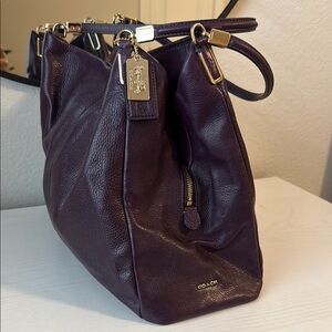 listing-status-banner